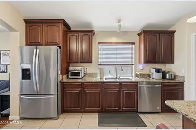 2834 E Saguaro Park Lane, Phoenix, AZ 85024 - Photo 13