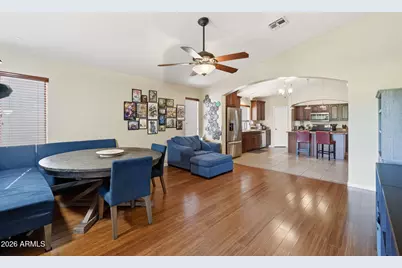 2834 E Saguaro Park Lane, Phoenix, AZ 85024 - Photo 11