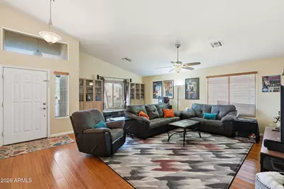 2834 E Saguaro Park Lane, Phoenix, AZ 85024 - Photo 7
