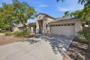 2834 E Saguaro Park Ln, Phoenix, AZ 85024 - Photo 3