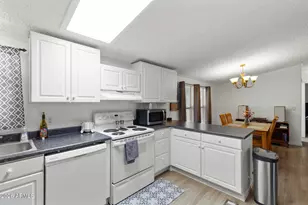 11275 N 99th Ave, Peoria, AZ 85345 - Photo 19