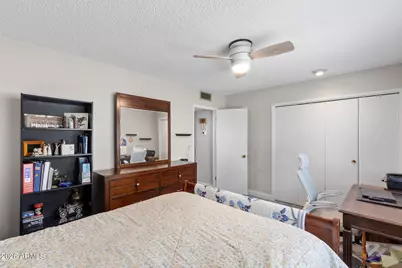 11050 W Tonada Drive W, Sun City, AZ 85351 - Photo 33