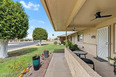 11050 W Tonada Drive W, Sun City, AZ 85351 - Photo 9