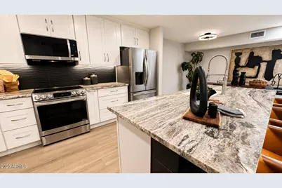 8076 E Via Del Arbor --, Scottsdale, AZ 85258 - Photo 11
