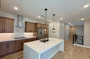 2121 W Sonoran Desert Dr, Phoenix, AZ 85085 - Photo 9