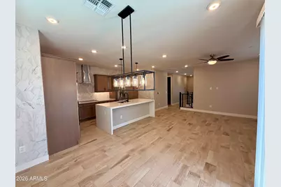 2121 W Sonoran Desert Drive #1, Phoenix, AZ 85085 - Photo 11