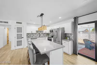 1010 W 13th Street, Tempe, AZ 85281 - Photo 9