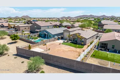 4370 W Suncup Drive, San Tan Valley, AZ 85144 - Photo 37