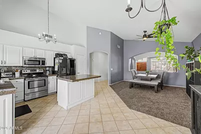 4733 E Bighorn Avenue, Phoenix, AZ 85044 - Photo 11