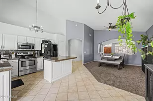 4733 E Bighorn Ave, Phoenix, AZ 85044 - Photo 11