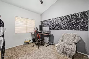 4733 E Bighorn Ave, Phoenix, AZ 85044 - Photo 17