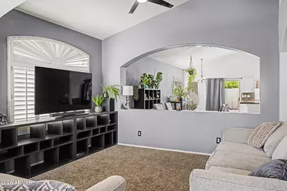 4733 E Bighorn Avenue, Phoenix, AZ 85044 - Photo 7