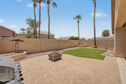 4733 E Bighorn Avenue, Phoenix, AZ 85044 - Photo 23
