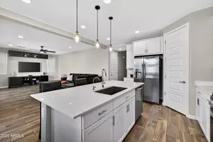8114 E Petunia Ave, Mesa, AZ 85212 - Photo 15