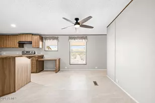 28805 N 213th Ave, Wittmann, AZ 85361 - Photo 9