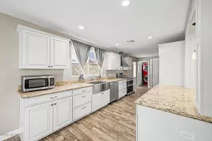7208 W Sunnyslope Ln, Peoria, AZ 85345 - Photo 13