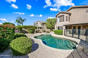 4633 E Robin Ln, Phoenix, AZ 85050 - Photo 33