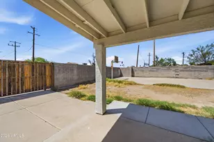 6644 S 6th Ave, Phoenix, AZ 85041 - Photo 21