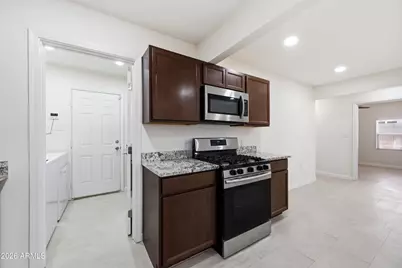 6644 S 6th Avenue, Phoenix, AZ 85041 - Photo 9