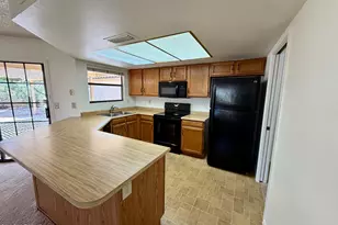 12282 S Shoshoni Dr, Phoenix, AZ 85044 - Photo 5
