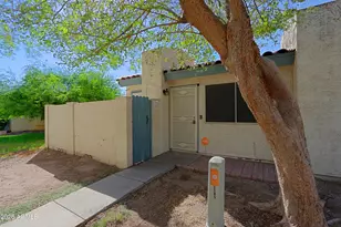 3205 W Loma Ln, Phoenix, AZ 85051 - Photo 1