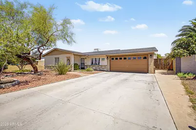 4301 N 81st Avenue, Phoenix, AZ 85033 - Photo 17