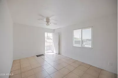 9606 N 11th Avenue #105, Phoenix, AZ 85021 - Photo 5