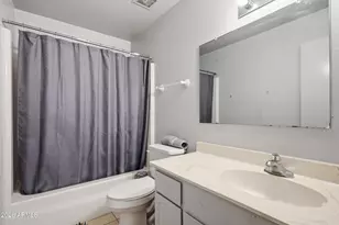 3224 W Echo Ln, Phoenix, AZ 85051 - Photo 21