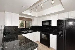5104 N 32nd St, Phoenix, AZ 85018 - Photo 7