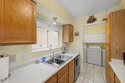 10049 W Bradshaw Drive, Arizona City, AZ 85123 - Photo 15