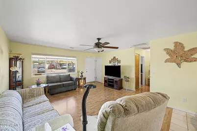10049 W Bradshaw Drive, Arizona City, AZ 85123 - Photo 9