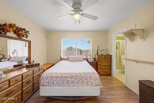 10049 W Bradshaw Dr, Arizona City, AZ 85123 - Photo 17