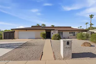 2040 E State Ave, Phoenix, AZ 85020 - Photo 1