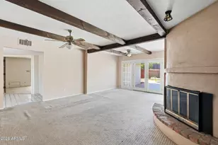 2040 E State Ave, Phoenix, AZ 85020 - Photo 13