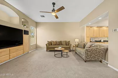 2089 E Park Avenue, Gilbert, AZ 85234 - Photo 13