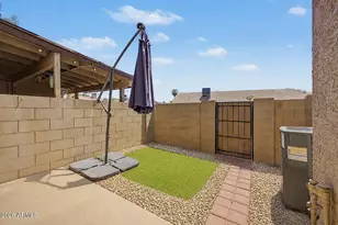 8111 W Wacker Rd, Peoria, AZ 85381 - Photo 25