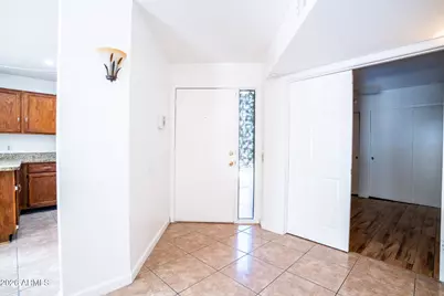 11140 N 82nd Lane, Peoria, AZ 85345 - Photo 5