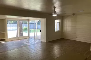 3207 E Medlock Dr, Phoenix, AZ 85018 - Photo 3