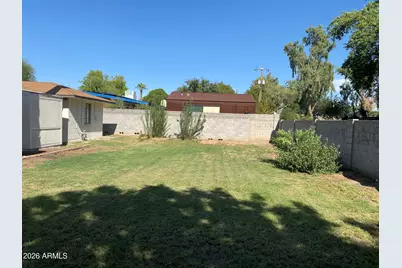 3207 E Medlock Drive, Phoenix, AZ 85018 - Photo 25