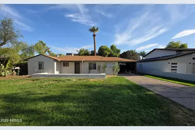 3207 E Medlock Drive, Phoenix, AZ 85018 - Photo 1