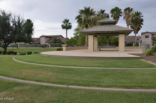 15325 W Honeysuckle Ln, Surprise, AZ 85374 - Photo 25