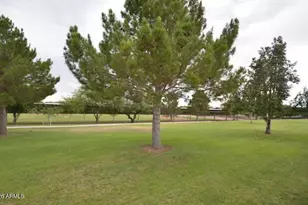 15325 W Honeysuckle Ln, Surprise, AZ 85374 - Photo 21