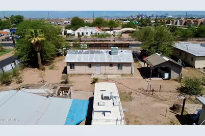 945 W Corona Avenue, Phoenix, AZ 85041 - Photo 25