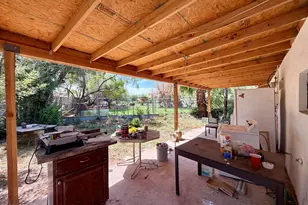 945 W Corona Ave, Phoenix, AZ 85041 - Photo 39