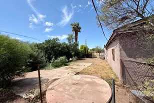 945 W Corona Ave, Phoenix, AZ 85041 - Photo 47