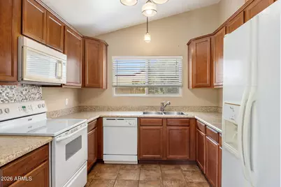 3411 W Irma Lane, Phoenix, AZ 85027 - Photo 9