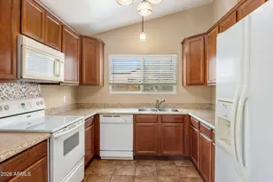 3411 W Irma Ln, Phoenix, AZ 85027 - Photo 9
