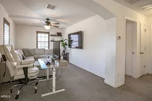 820 E Constance Wy, Phoenix, AZ 85042 - Photo 31