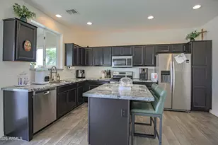 820 E Constance Wy, Phoenix, AZ 85042 - Photo 27