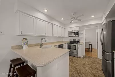 10099 E San Salvador Drive, Scottsdale, AZ 85258 - Photo 13